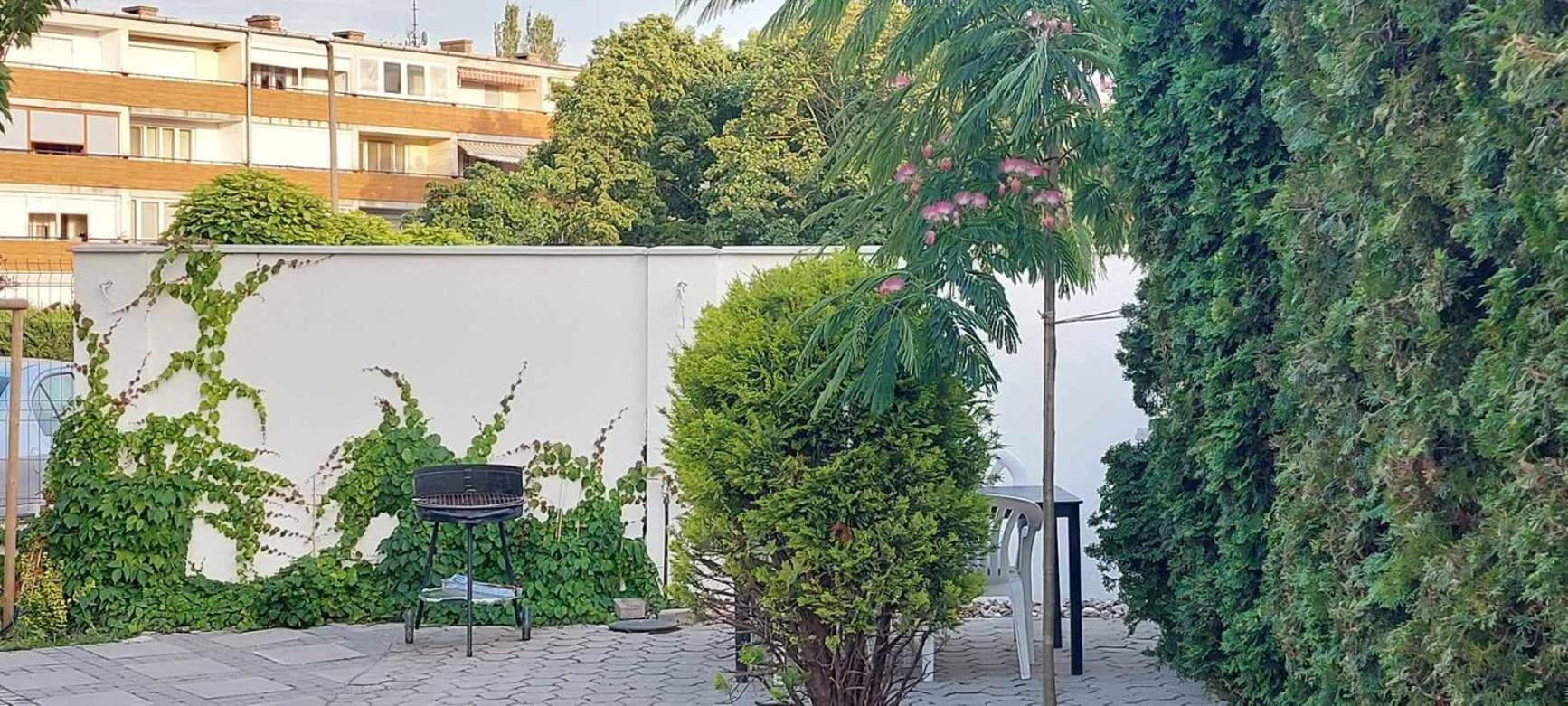 Siesta Apartmanhaz Balatonfuered Екстериор снимка