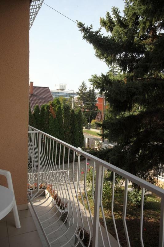 Siesta Apartmanhaz Balatonfuered Екстериор снимка